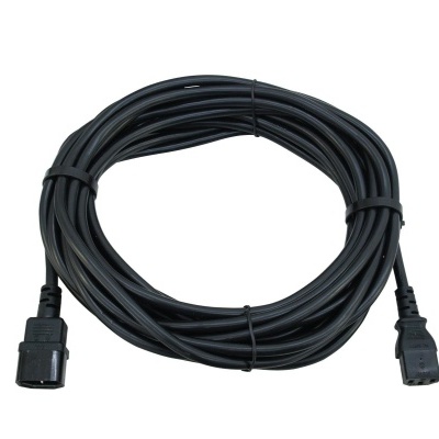 Cabo preto com conectores em fundo branco