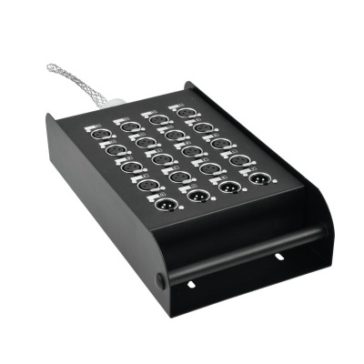 Caixa de distribuição de áudio preta com várias entradas XLR e cabo USB