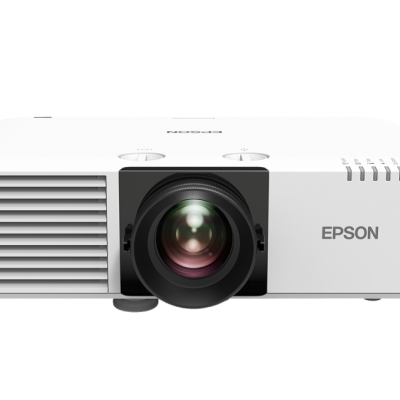 Projetor branco da marca EPSON com lente no centro