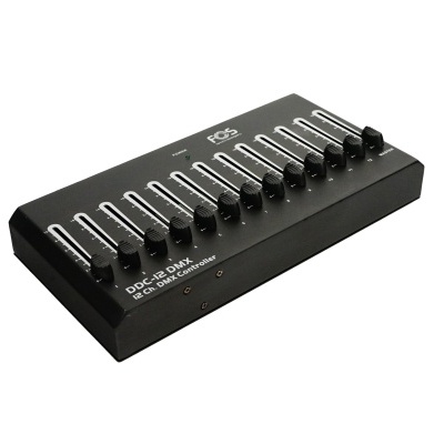 Controlador DMX preto com 12 canais e botões