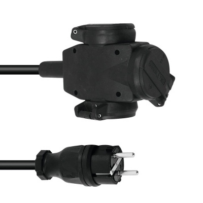 Tomada elétrica trifásica preta com cabo e ficha macho