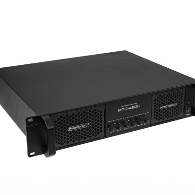 Amplificador de som preto MTC-4206 com painel frontal com botões e visor.