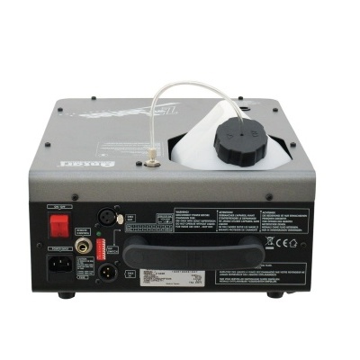 Máquina de fumo cinza com depósito branco e botões traseiros