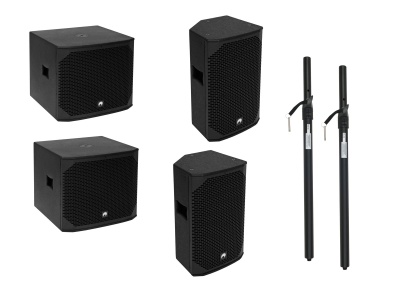 Altifalantes e subwoofers profissionais pretos com suportes pretos