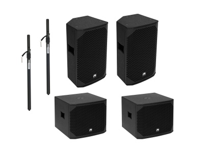 Conjunto de colunas de som pretas com suportes metálicos