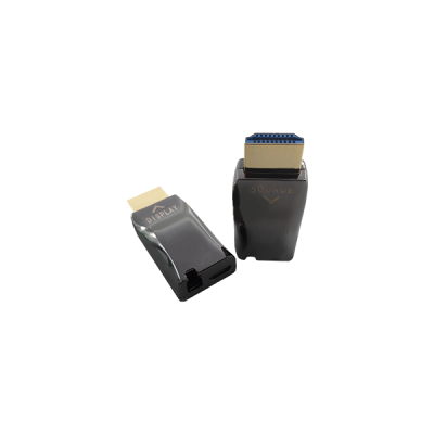 Dois adaptadores HDMI pretos com etiquetas 