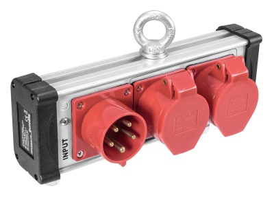 Distribuidor elétrico com três tomadas vermelhas e estrutura metálica