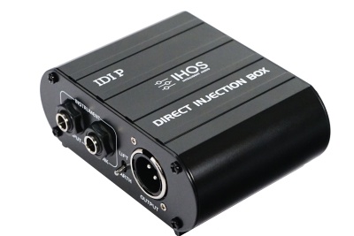 Caixa de injeção direta preta com conexões de áudio e textos em branco