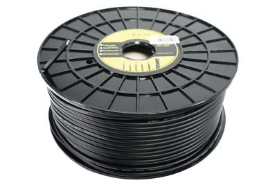 Rolo de cabo elétrico preto em bobina de plástico