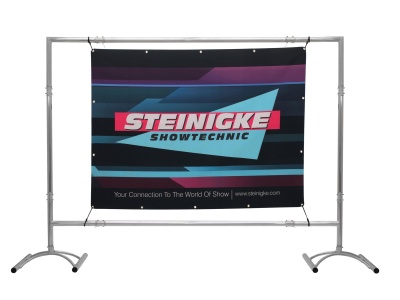 Estrutura metálica com pano publicitário da STEINIGKE SHOWTECHNIC