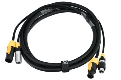 Cabo de áudio preto com conetores XLR e RCA e detalhes amarelos