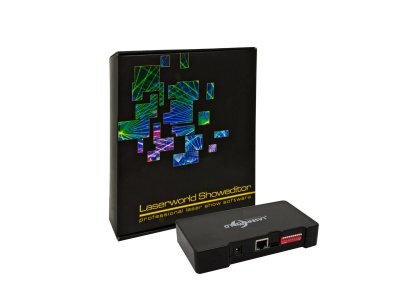 Caixa preta com detalhes holográficos e unidade eletrónica Laserworld Showeditor