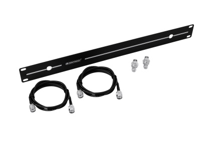 Conjunto de montagem com barra preta, cabos coaxiais e parafusos pequenos