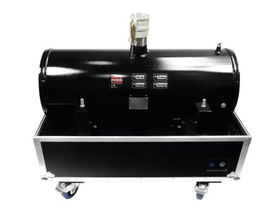 Máquina preta cilíndrica com etiquetas e caixa preta com rodas