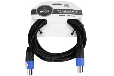 Cabo de áudio profissional preto com conectores XLR e embalagem branca