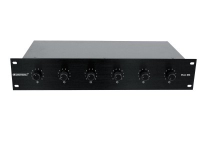 Amplificador de áudio preto em rack com seis botões frontais