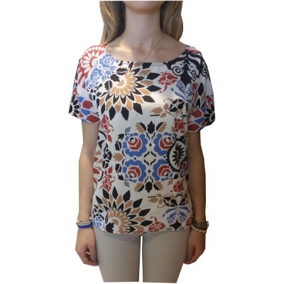Camisola feminina de manga curta com padrão floral abstrato colorido