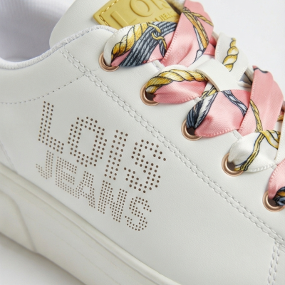 Tênis branco Lois Jeans com cadarços de tecido rosa e padrão colorido