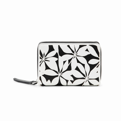 Carteira pequena preta e branca com padrão de folhas e fecho de correr