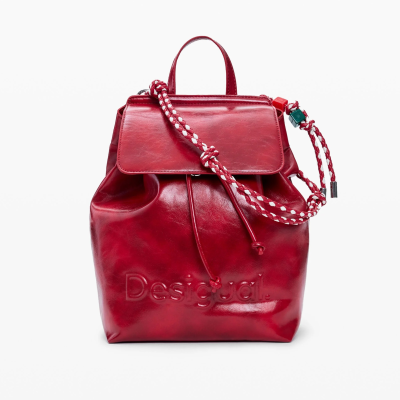 Mochila vermelha com cordão trançado e texto Desigual embutido