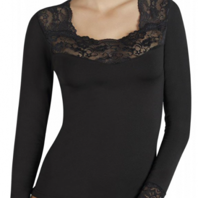 Camisola feminina preta com renda preta no decote e punhos