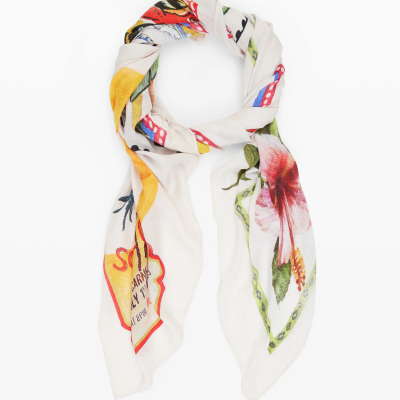 Lenço branco com padrão floral e gráfico colorido