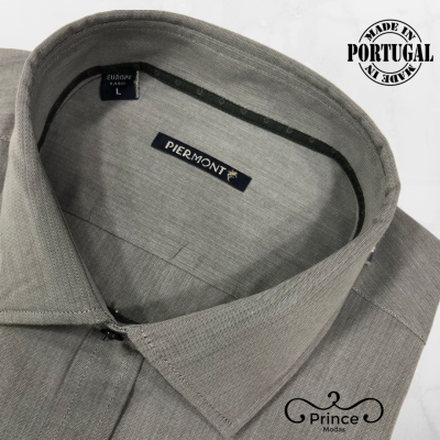 Camisa cinza com etiquetas PIERMONT e EUROPE, fundo branco, carimbo MADE IN PORTUGAL e logo Prince Modas