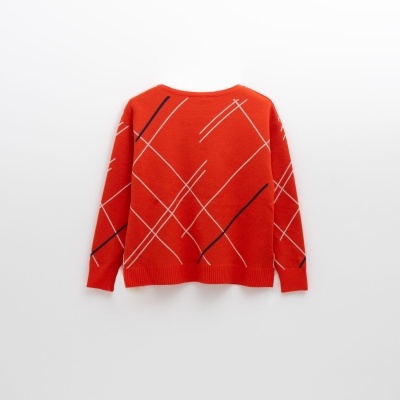 Camisola laranja com padrão de linhas brancas e pretas