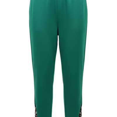 Calças verdes com lantejoulas pretas e prateadas na parte inferior