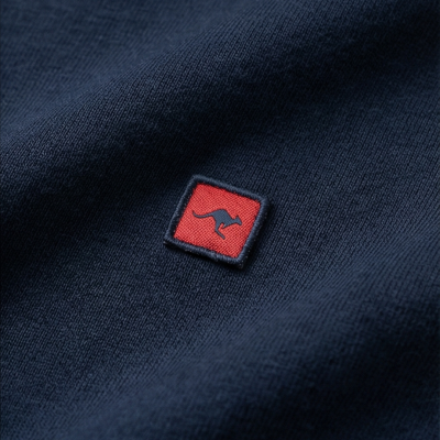 Tecido azul escuro com logótipo de canguru vermelho