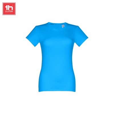 T-shirt feminina azul de manga curta com etiqueta marcada e logótipo 1b CLOTHES