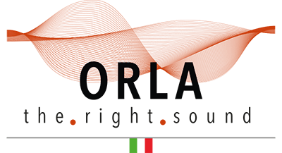 Logótipo com texto ORLA the.right.sound e faixas de cor verde, branca e vermelha