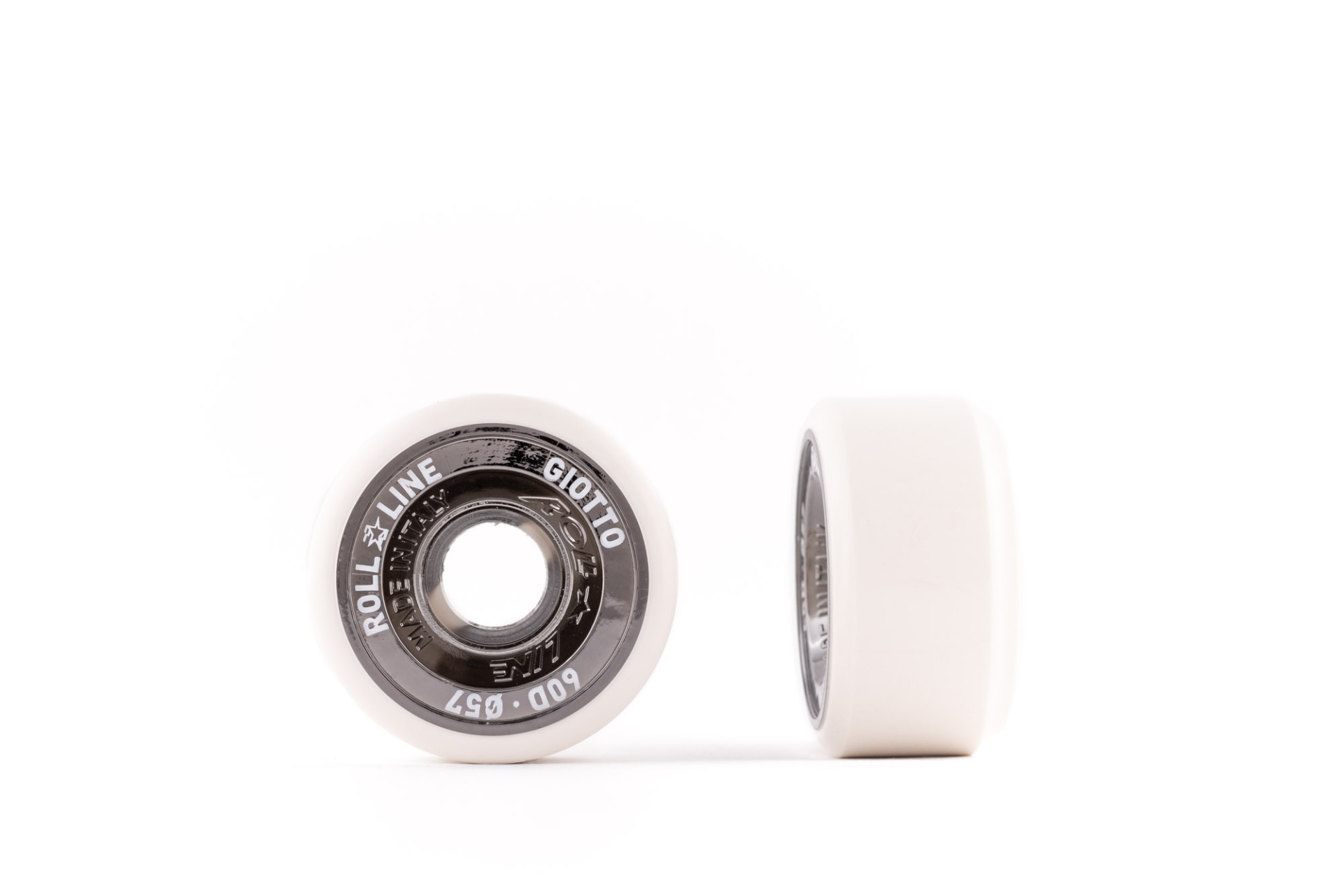 Rolamentos brancos para skate com texto ROLL-LINE GIOTTO 600-657