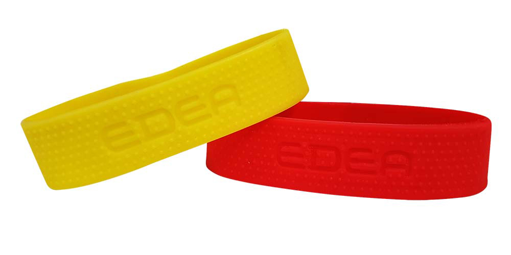 Elásticos amarelo e vermelho com marca EDEA em relevo
