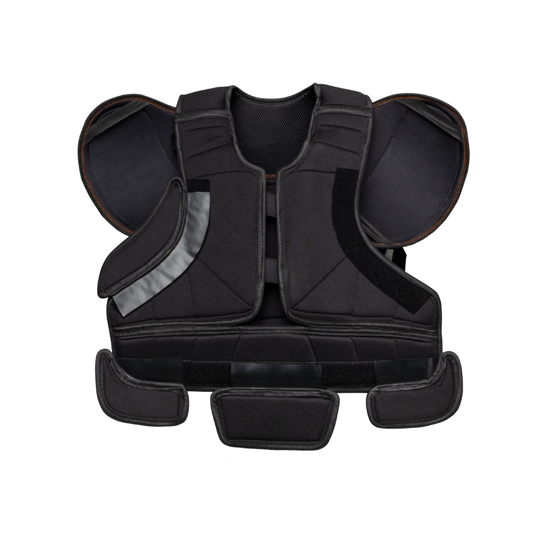 Colete protector preto com ombreiras e fechos de velcro