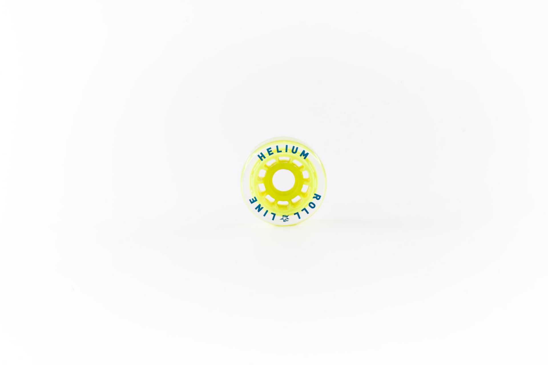 Roda de skate amarela com texto HELIUM ROLLERLINE