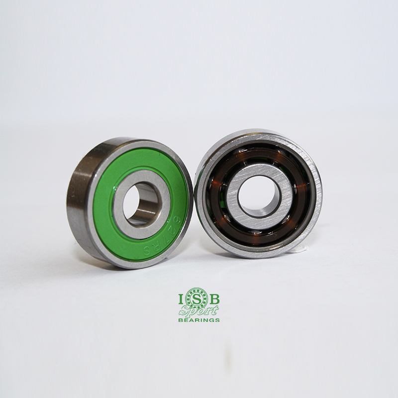 Dois rolamentos esféricos, um verde fechado e um metálico aberto, sobre fundo branco com logo verde