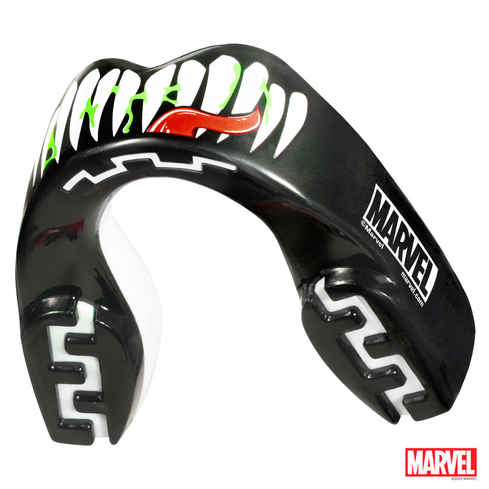Bocal SAFEJAWZ Marvel Venom Protetor bucal preto com desenho de dentes, língua vermelha e logo MARVEL