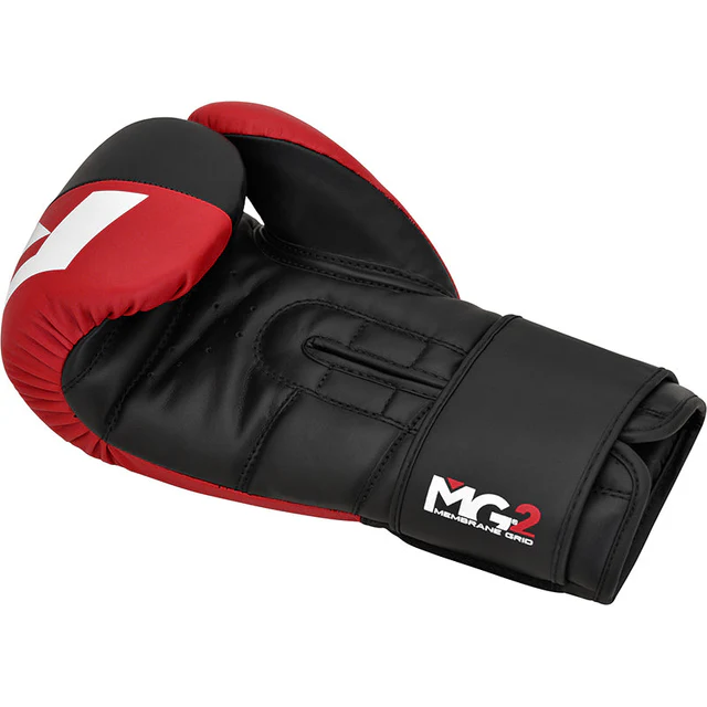 Luva de boxe preta e vermelha com logo MG2 MEMBRANE GRID