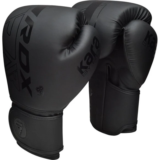 Luvas de boxe pretas com detalhes em preto brilhante