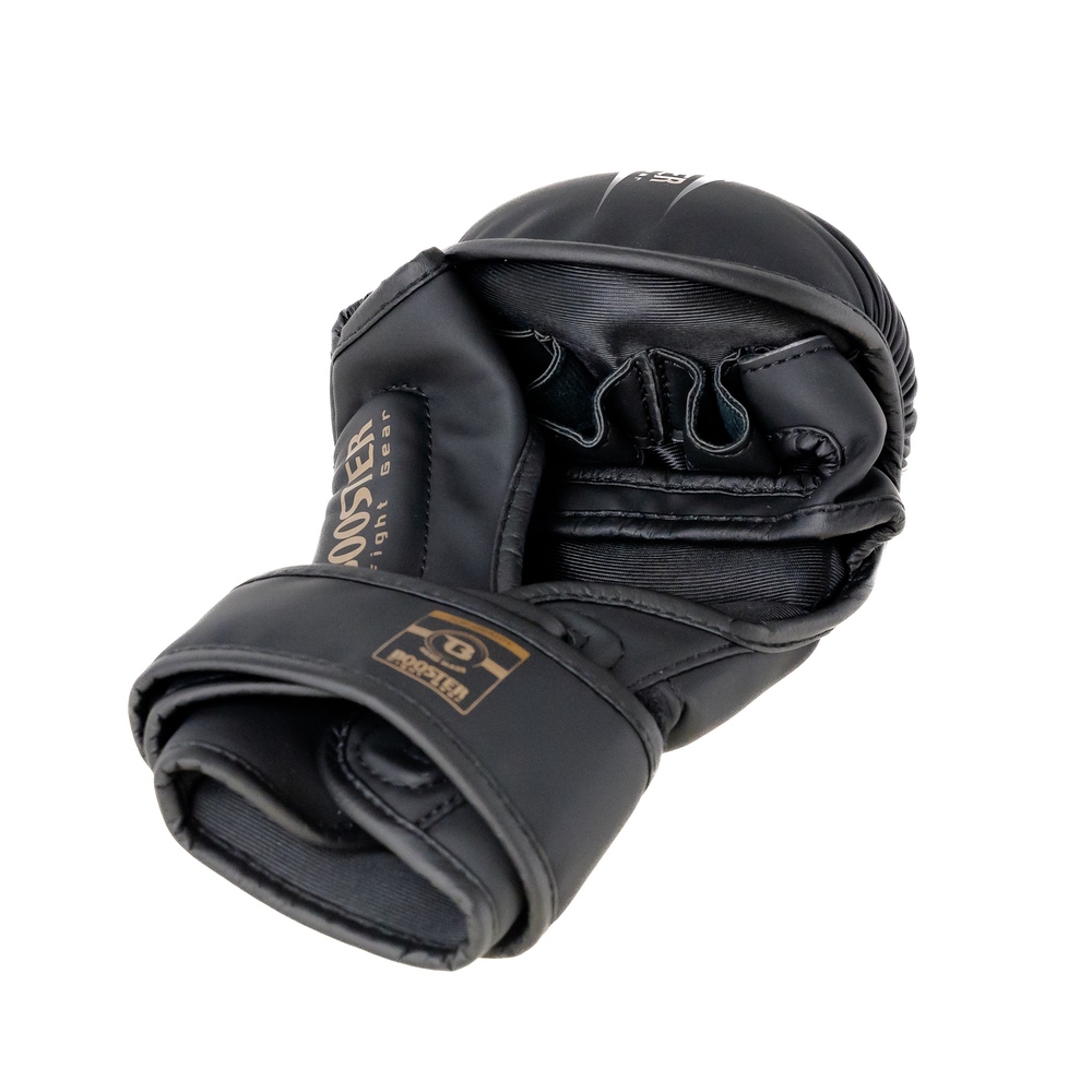 Booster Bangkok Series MMA Luva de boxe preta em material sintético com fecho velcro e logo dourado