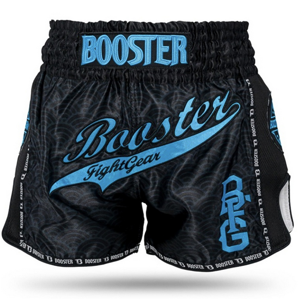Calções de luta pretos com texto azul 'Booster' e 'Fight Gear'