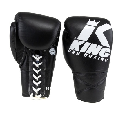 Luvas de boxe pretas com atacadores brancos e texto KING PRO BOXING em branco