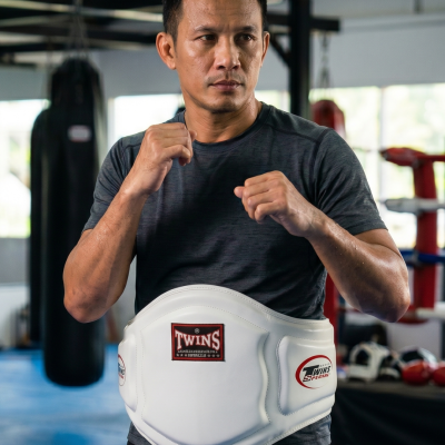 https://www.brotherscombat.com/product/cinturao-branco-twins-special