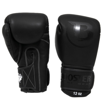 Luva de boxe preta com costuras brancas e marcação 12 OZ