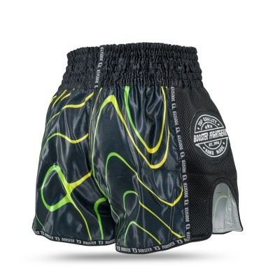 Calções de treino para luta negros com padrões verdes e amarelos e logótipo Booster Fightgear