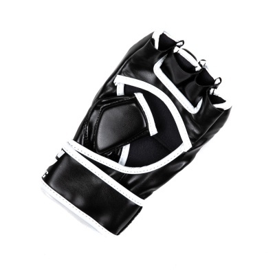 Luva de treino preta com detalhes brancos e abertura nos dedos