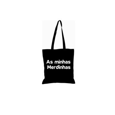 Mala de pano preta com texto branco As minhas Merdinhas