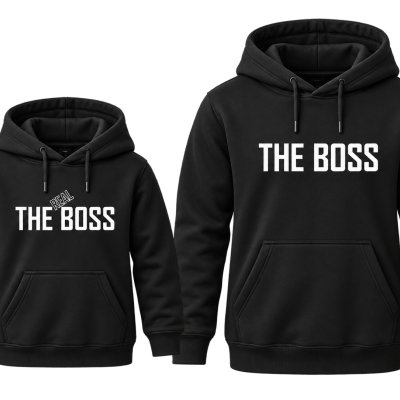 Duas sweatshirts pretas com capuz e texto branco THE BOSS e THE REAL BOSS