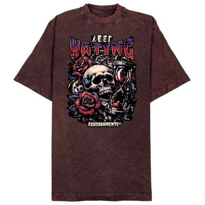 T-shirt castanha com estampagem frontal de caveira e ampulheta